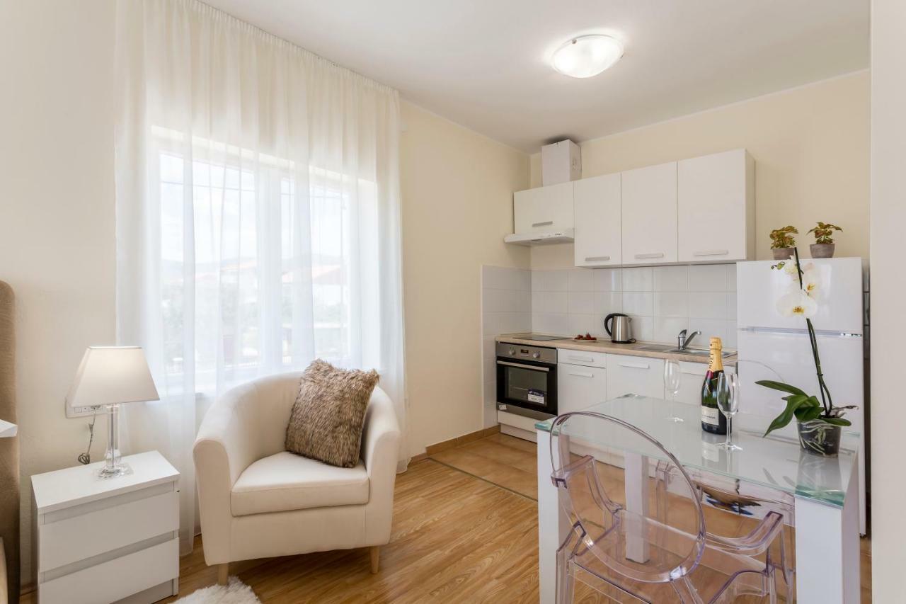 Mise Luxury Apartments Kastela Luaran gambar