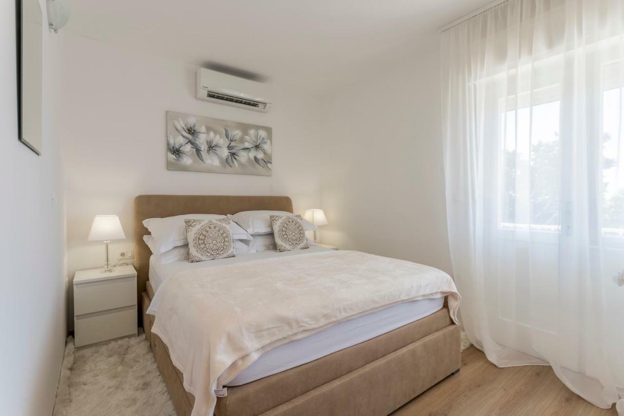 Mise Luxury Apartments Kastela Luaran gambar